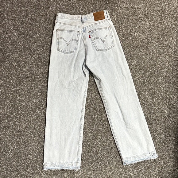 Levi Ribcage Straight Ankle Light Blue Women's Jeans - Picture 3 of 3